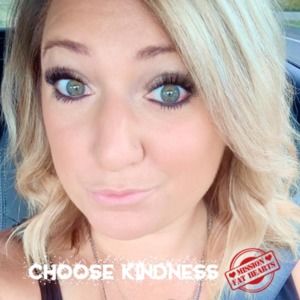 Meet your Posher, Annette